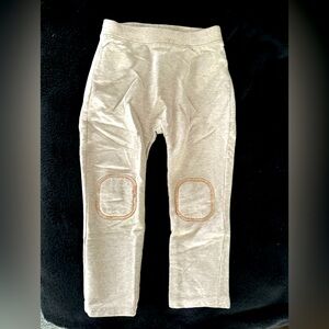 3-4Y, Zara baby cream colored sweatpants with knee pads.